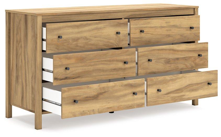 Bermacy Bedroom Set