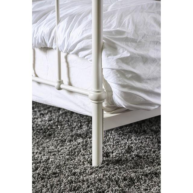 IRIA Vintage White Cal.King Bed